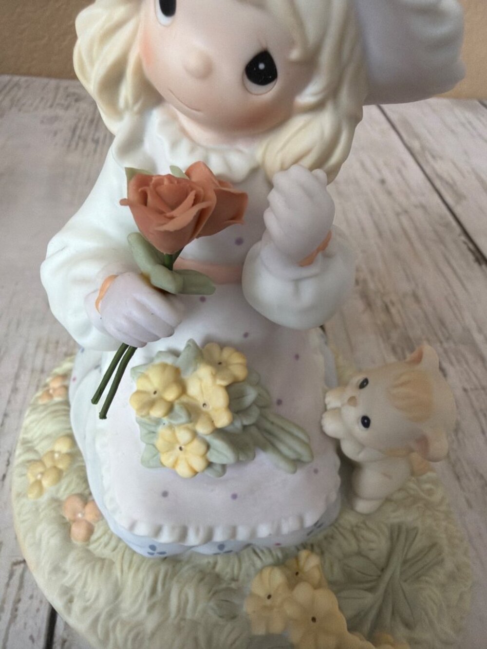 Precious Moments #103176 Rose in My Bouquet 2002 Ltd Ed 1831/7500 Girl Cat - Picture 9 of 14